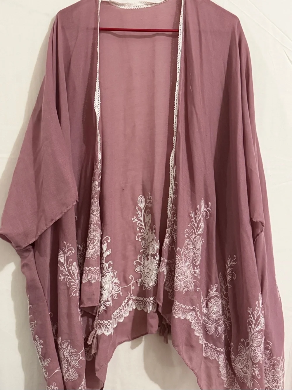 Mauve Embroidered Flowing Kimono Robe